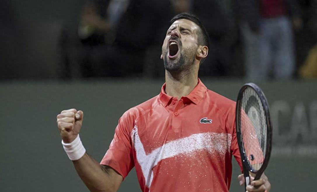 关于德约科维奇爆冷击败美国队，出色防守引爆全场！的信息